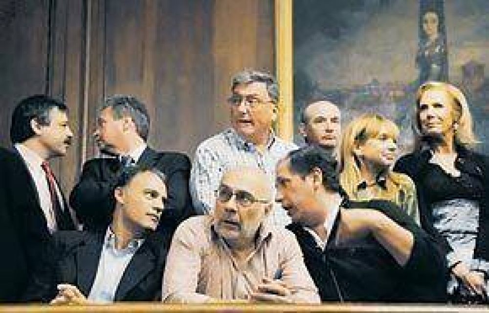 Espionaje: la oposici�n a Macri pide que le remitan la causa