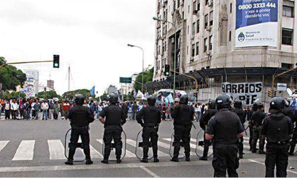Piqueteros lanzaron amenazas de cortes masivos y carpas en la semana del Bicentenario
