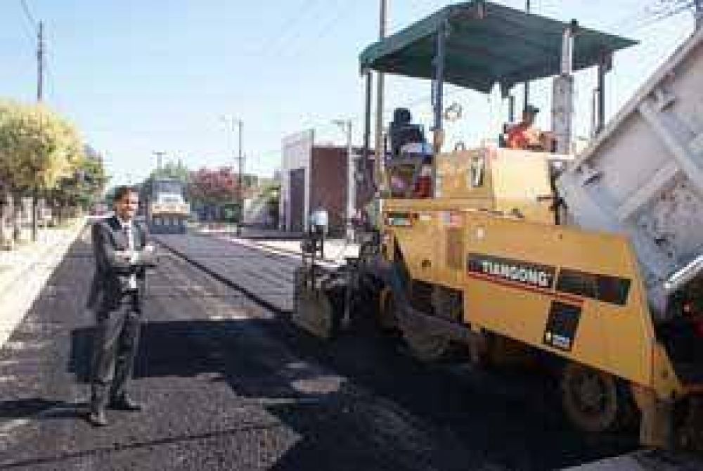 Pittelli anunci� planes m�s flexibles para pagar las obras p�blicas  
