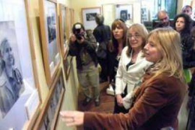 General Viamonte: Cristina y Alicia participaron de homenaje a Evita en Los Toldos