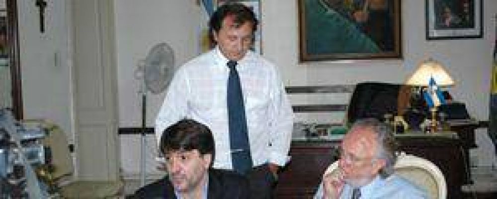 San Andres De Giles - Fernando Cano se reuni� con el intendente