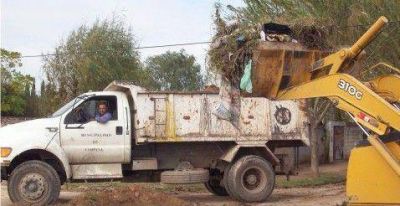 El Municipio realiz� la limpieza de la calle Ricardo Rojas