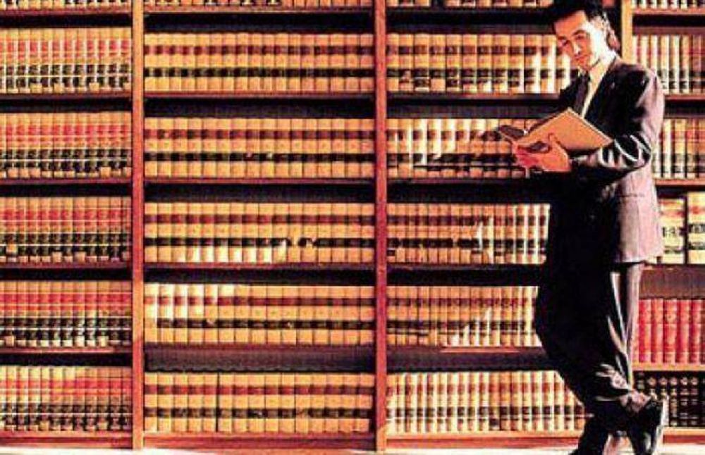 Se renuevan las autoridades del Colegio de Abogados