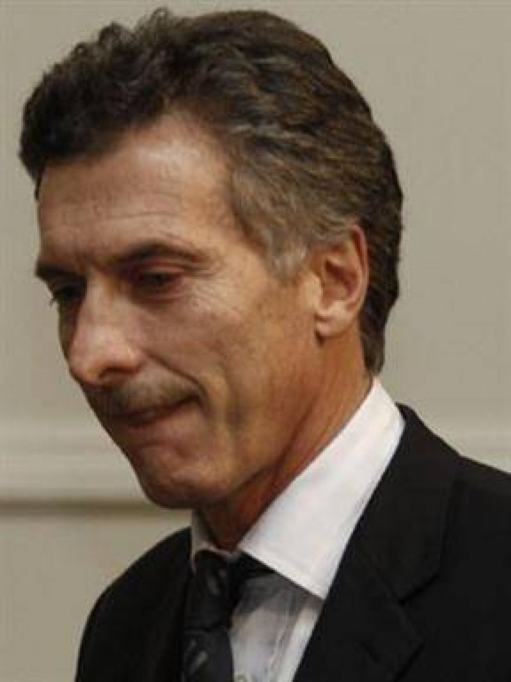 Carri� dijo que las imputaciones contra Macri "son graves", pero pidi� "prudencia"
