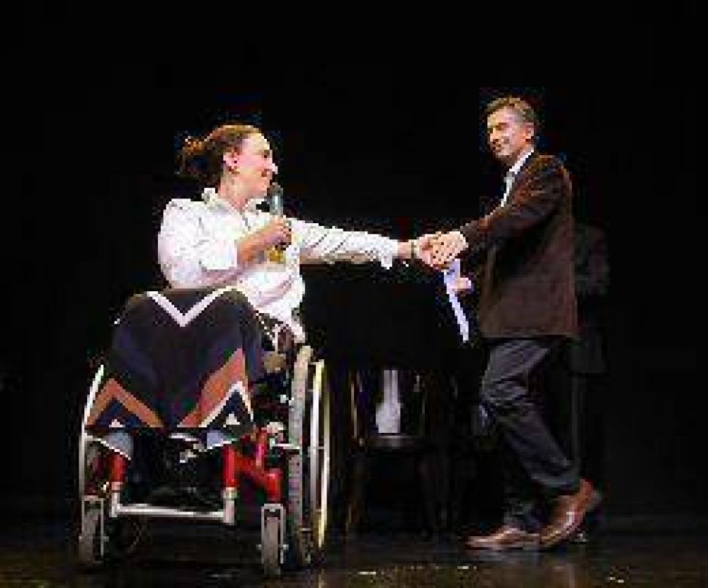 Junto a Macri, coronaron a Michetti jefa del PRO en Capital