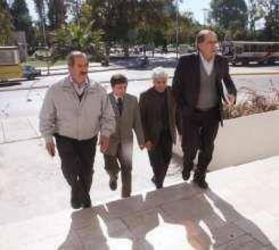 Quieren que la ley de internas se apruebe en no m�s de dos meses