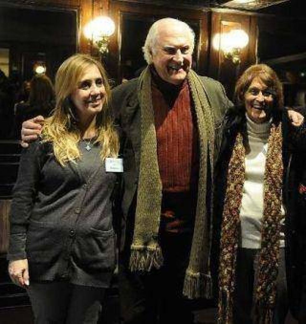 Pino Solanas quiere incluir a no abogados en el Consejo de la Magistratura y traba la reforma 