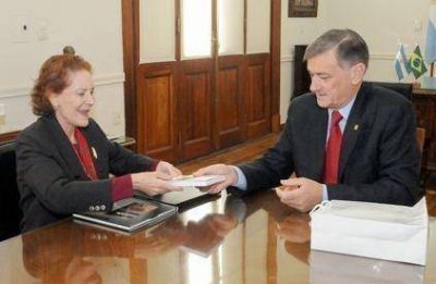 Binner se reuni� con la c�nsul general de Brasil
