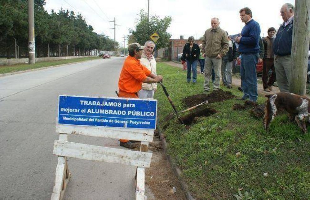 Concluy� el segundo tramo de la repavimentaci�n de V�rtiz