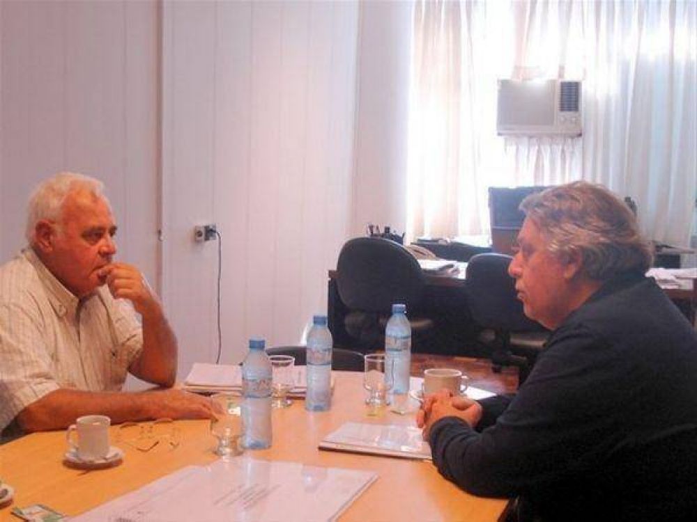 La Provincia analiza programas de viviendas para el municipio de Trenque Lauquen