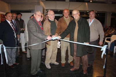 San Miguel - Se inaugur� la muestra "Le�n Gallardo: ayer y hoy"