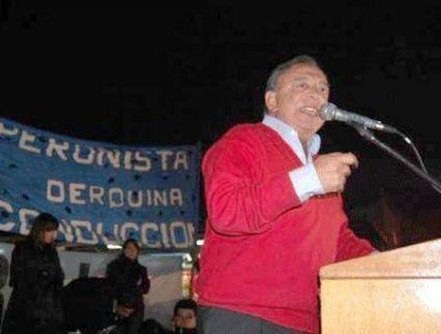 Duro mensaje en un acto en Derqui  Z�ccaro desaf�a a internas a los "maricones que se quejan por los medios"
