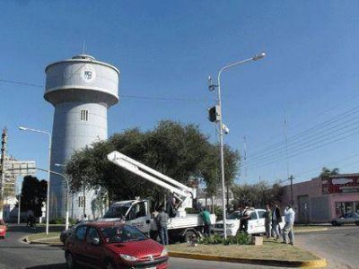 Instalan la primera c�mara de seguridad en el ingreso a la ciudad de Pilar