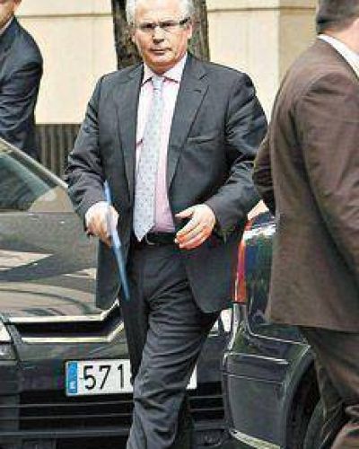 Garz�n solicit� dar asesor�a en La Haya