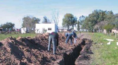 Piden a Osse obras de cloacas y desag�es para los barrios