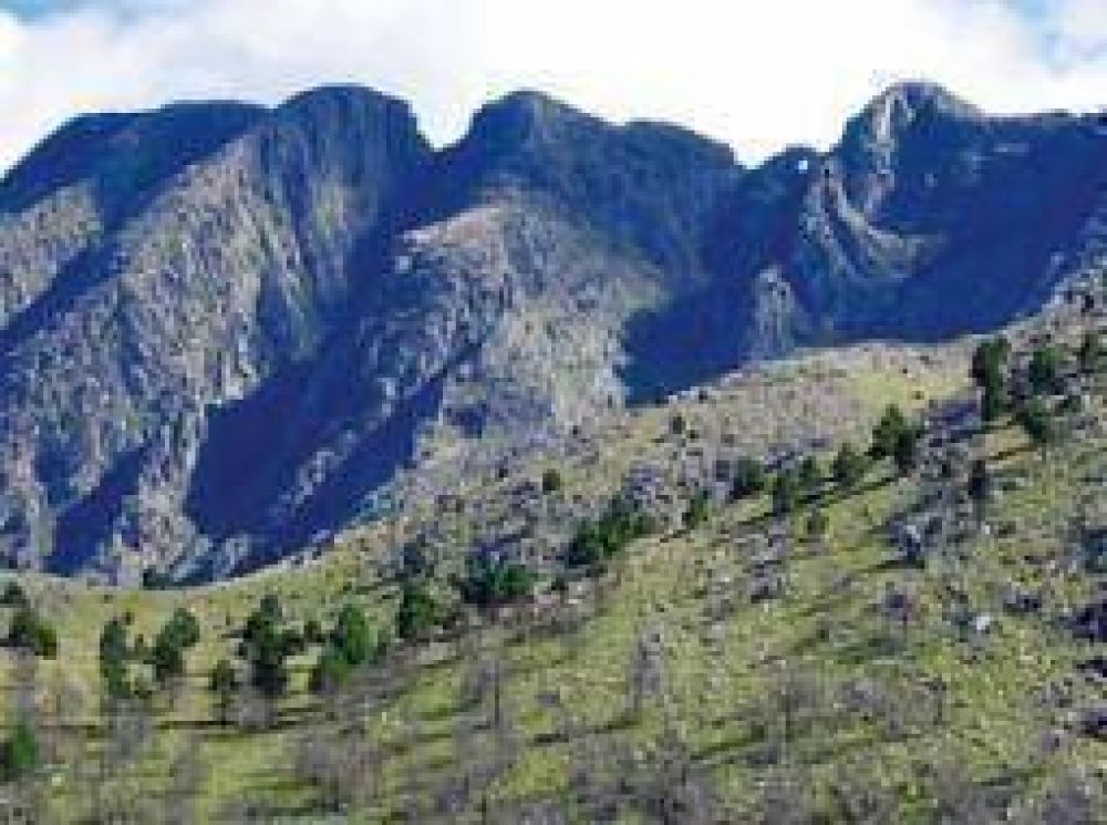Coronel Pringles: Ascenso al Cerro Destierro