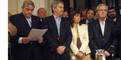 La oposici�n pide resarcir a las provincias que no tienen deudas