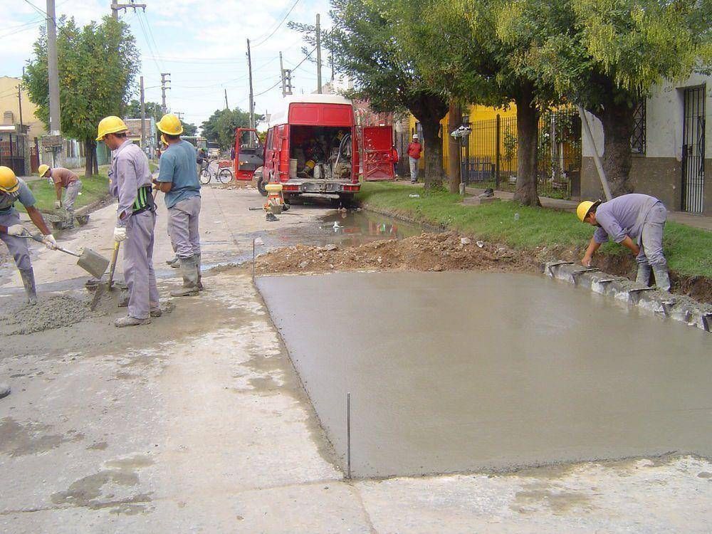 NUEVA ETAPA DE BACHEO EN ADROGUE Y CALZADA