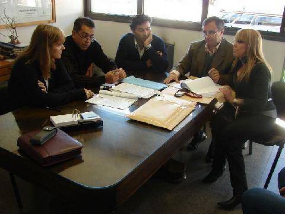  Primera etapa Apertura de sobres para la construcci�n del Mercado de la Ribera