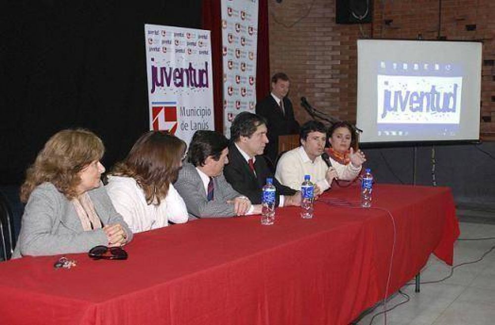 Lanzamiento del Programa Parlamento Joven
