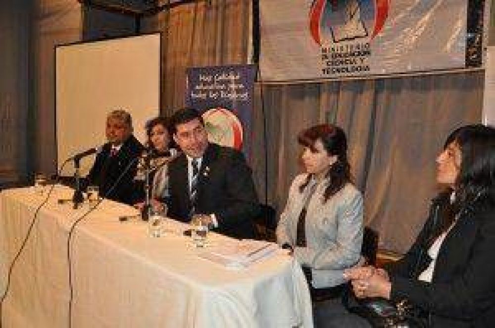 Nueva Ley de Educaci�n: "Comenz� el proceso de reglamentaci�n"
