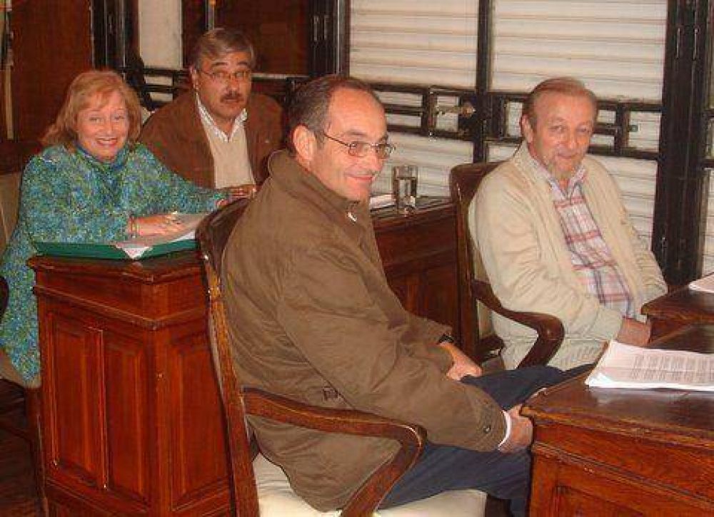 Sesi�n Ordinaria del Concejo Asumi� la banca como suplente Lucas Monacci