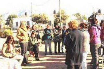 Municipio y Fundaci�n FIDES pusieron en funcionamiento el Plan "Ah� en el lugar"