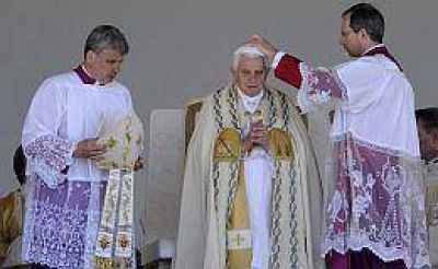 El Papa conden� al matrimonio gay por "insidioso y peligroso"