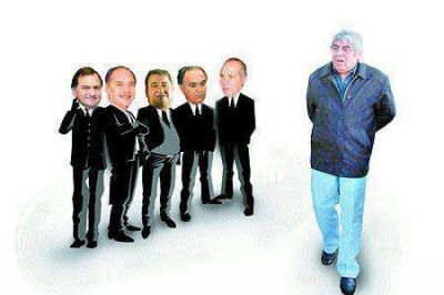 PJ bonaerense: avanza un acuerdo de los intendentes para neutralizar a Moyano