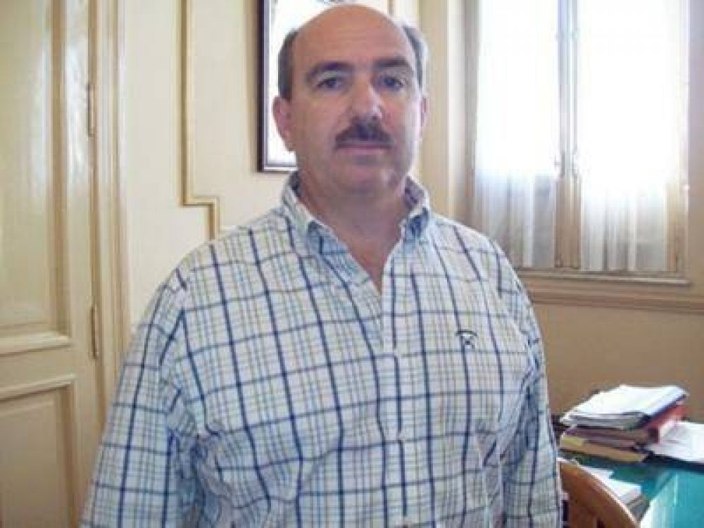 Hugo Fern�ndez: "El Municipio intimar� a El R�pido"