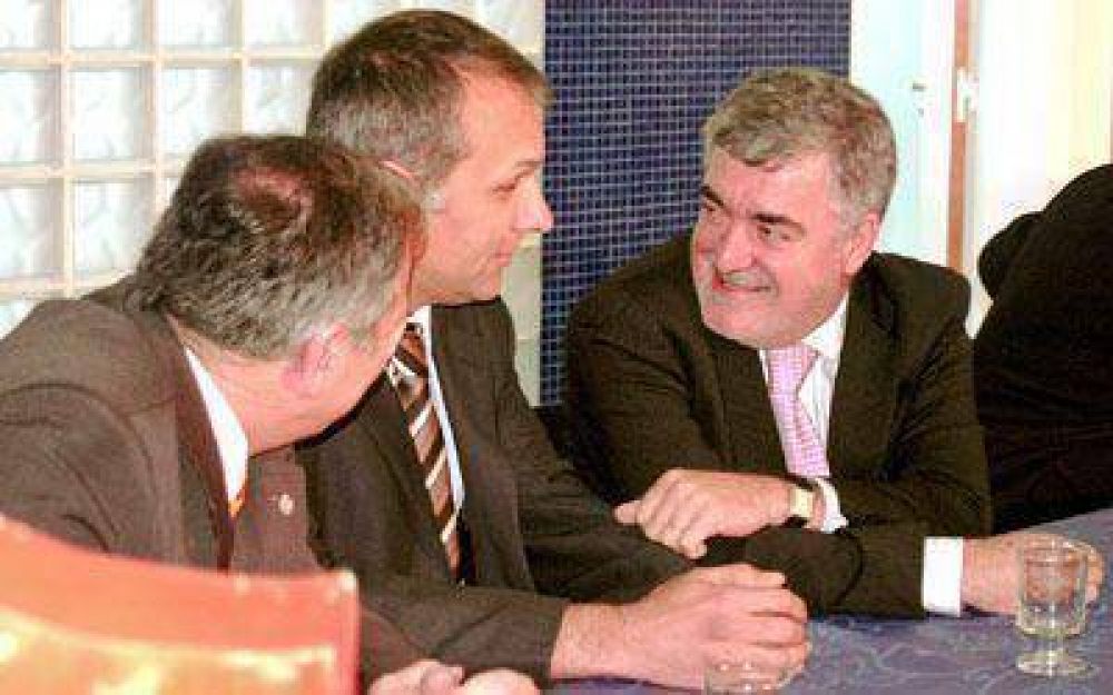 Das Neves inaugur� un centro de salud