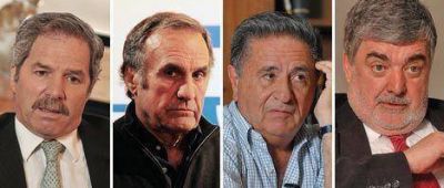 En el peronismo disidente, gana fuerza la idea de ir por fuera del PJ