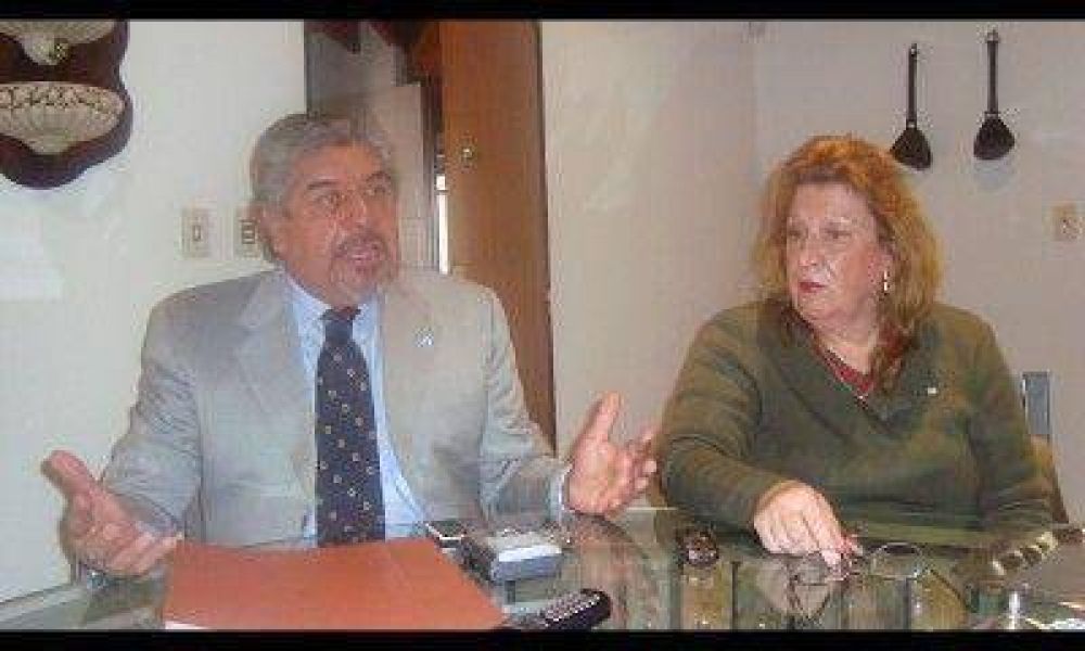 Denuncian a Joaqu�n de Rosas de ser c�mplice por fraudes al Estado