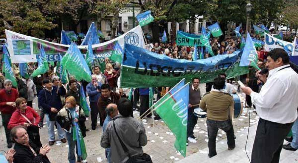 Cruces gremiales por una ley de cargos docentes 