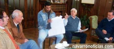 Se analiz� la urbanizaci�n del campo deportivo del Club Dorrego, ayer en el Municipio