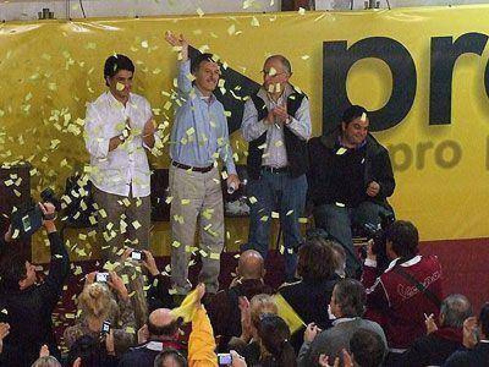 LAN�S | TRAS EL PROCESAMIENTO POR ESCUCHAS Macri carg� contra Kirchner: �Es otro ataque de la patota de los aprietes�