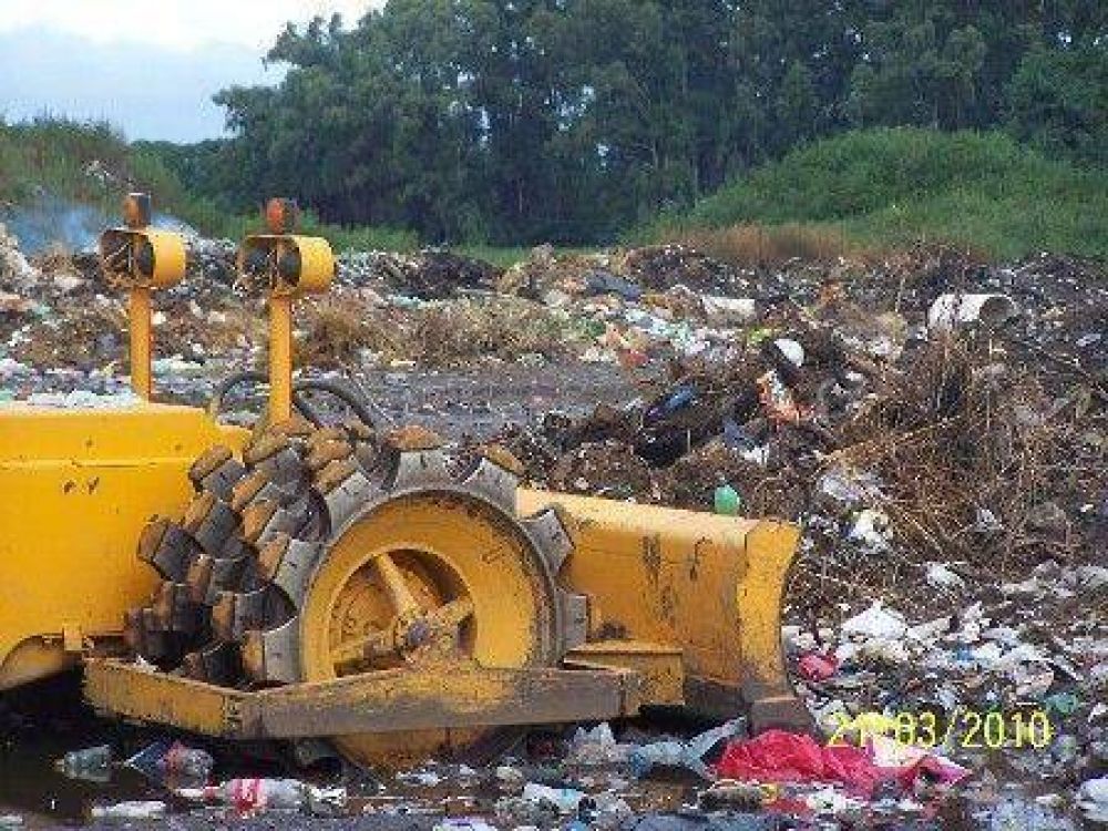 "15 millones de basura cruda en el viejo basural en 3 a�os de gobierno"