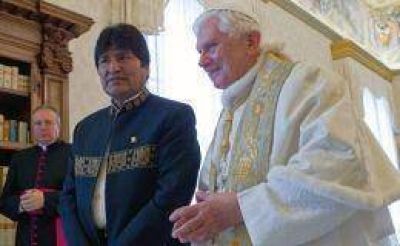 Evo Morales le pidi� al Papa abolir el celibato
