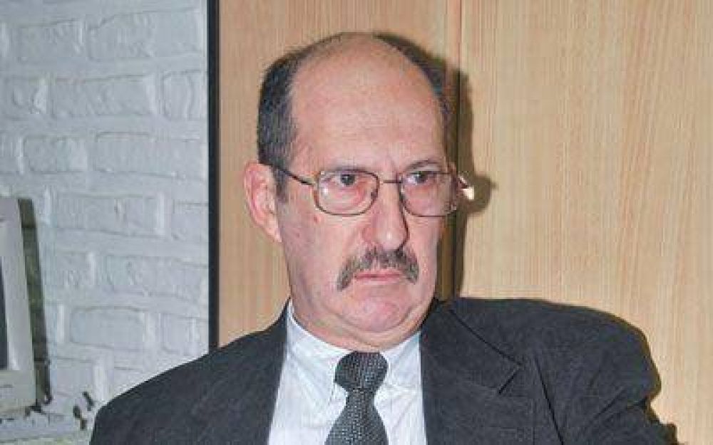 Carlos Logi�dice asegura ser �mucho m�s� que un candidato evangelista a gobernador