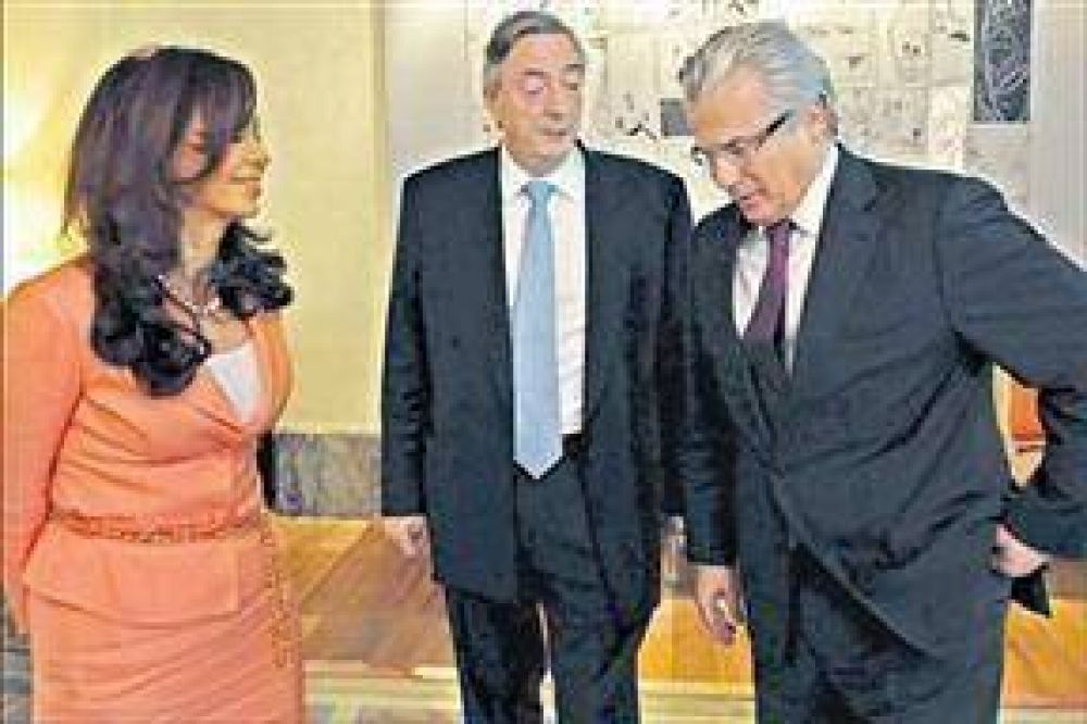 "Los Kirchner son los menos indicados para dar lecciones de justicia", afirmaron desde la oposici�n espa�ola