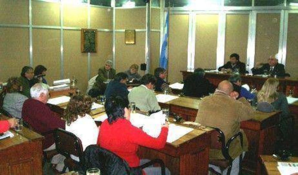 Bicentenario: Ediles piden sesi�n especial
