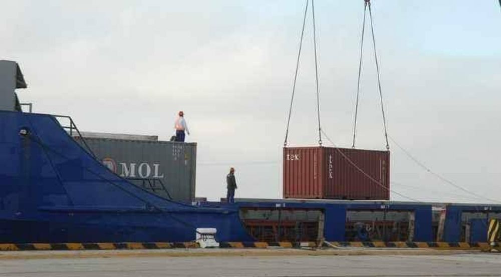 El Puerto volvi� a operar con cargas cerealeras