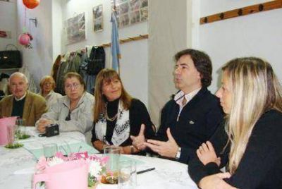 Los Centros de Jubilados recibir�n �Capacitaci�n en Turismo� desde el EMTUR