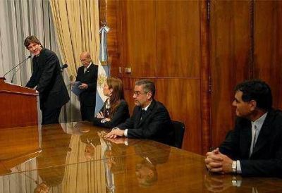 Aportan m�s pruebas de una presunta asociaci�n il�cita en Econom�a