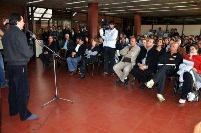 En Echeverr�a se realiz� el lanzamiento oficial de los Juegos BA 2010