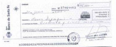 Cheques oficiales para deudas privadas