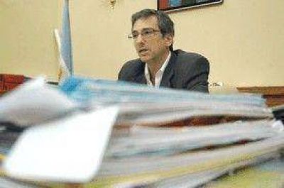 Ernesto Sanz "rompi� el goril�metro, no se puede ser tan animal, tan bruto"