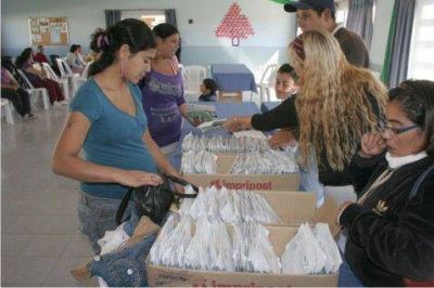 El Municipio brinda asesoramiento a vecinos en la tramitaci�n de la Asignaci�n Universal por Hijo