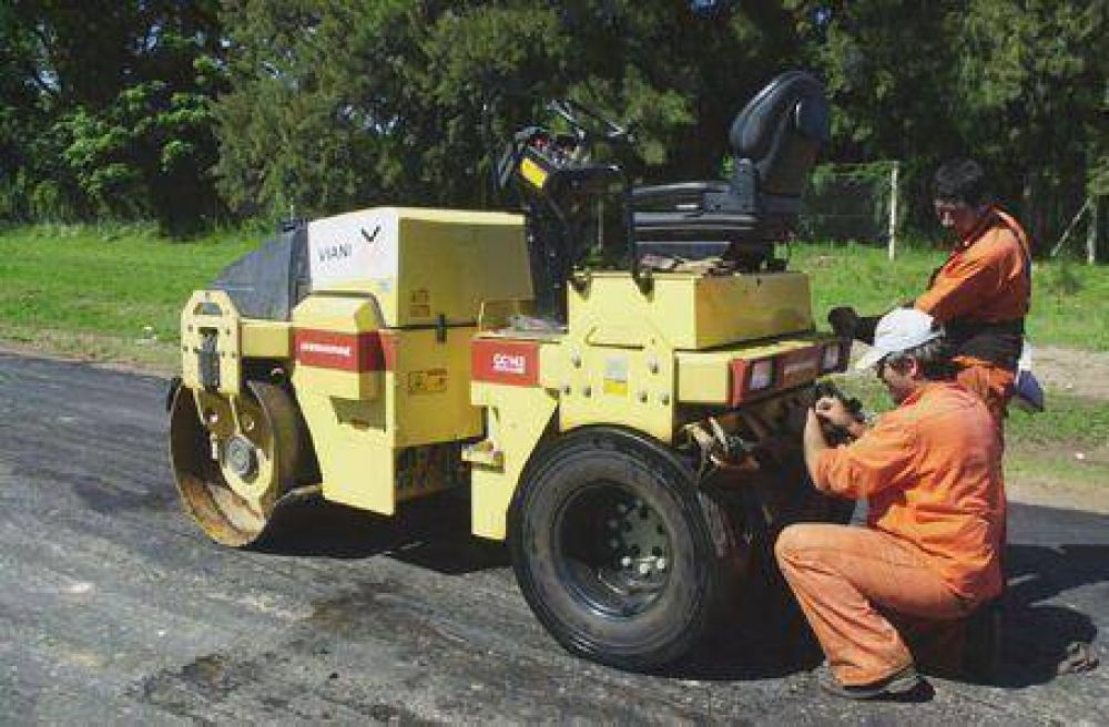 EN DISTINTOS BARRIOS DE LUJ�N Contin�an las obras de reparaci�n y pavimentaci�n