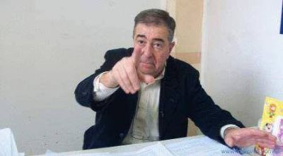 Esteban acusa a Andreotti de �enga�ar a la poblaci�n�